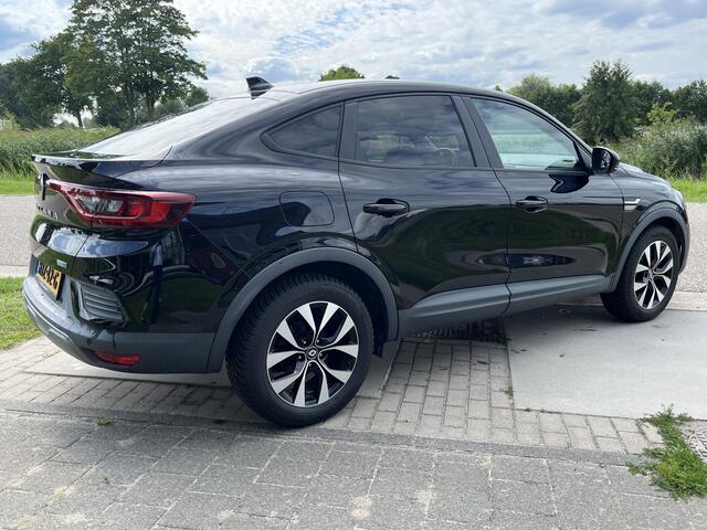 Renault Arkana 1.6 E-Tech Hybrid 145 Intens / Automaat / Elek. Stoelverstelling / Camera / Apple Carplay - Android Auto / PDC V+A / Climate / 17'' LMV /