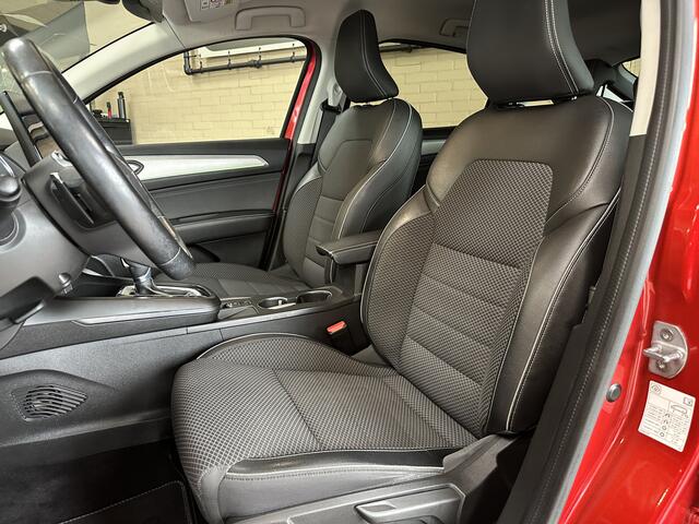 Renault Arkana 1.3 TCe 140pk | Groot Navi | 18 " | ACC | Camera | Carplay | Stoel & Stuur verwarming | Dealer onderhouden!