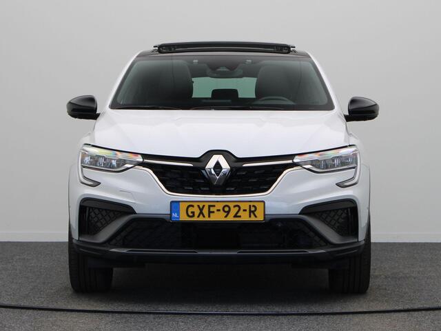 Renault Arkana E-Tech Hybrid 145pk R.S. Line | Schuif- kanteldak | Trekhaak | Stoel- en stuurverwarming | Adaptieve cruisecontrol | Camera's rondom | Elektrisch verstelbare stoelen |