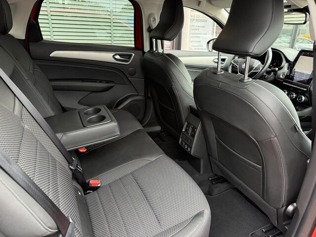 Renault Arkana Intens Tce 140 EDC automaat | adaptieve cruise | stoel- en stuurverwarming | tijdelijk gratis Top Afleverpakket twv Eur 695