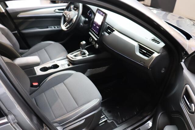 Renault Arkana 1.6 E-Tech Hybrid 145 Intens