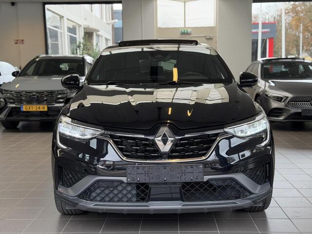 Renault Arkana 1.6 E-Tech hybrid RS LINE / PANO / NAVI / CAMERA