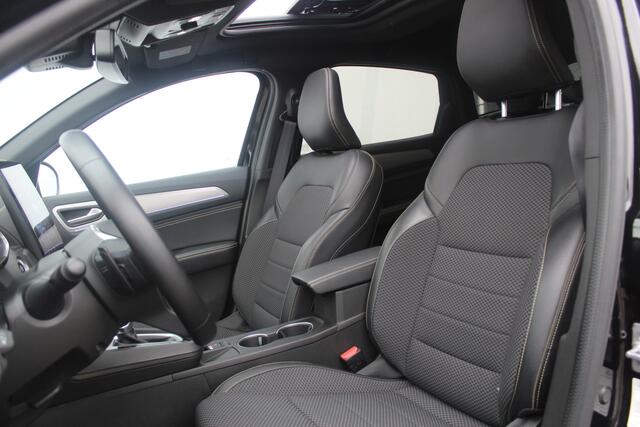 Renault Arkana 1.3 TCe 140 RS line Mild hybrid Panorama dak l Sfeerverlichting l Parkeercamera achter l Parkeersensoren voor en achter l Apple carplay / Android auto VDL auto