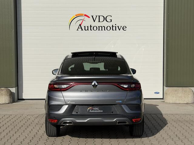 Renault Arkana 1.6 E-Tech Hybrid 145 R.S. Line / Pano / Clima / 360 Camera / Parkeer Assistent / stuur en stoel verwarming / Adaptive Cruise / Navi