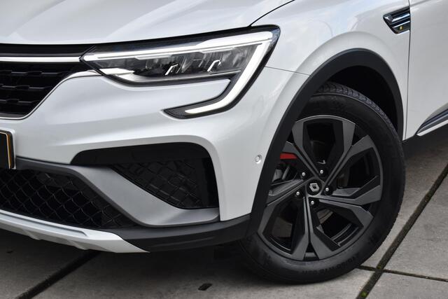 Renault Arkana E-Tech hybrid 145 RS-LINE | TREKHAAK | CAMERA | STUUR/STOELVERWARMING | NAVI | ADAPT. CRUISE CONTROL | APPLECARPLAY/ANDROIDAUTO | LEDER | CLIMATE CONTROL | PDC | LMV