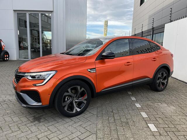 Renault Arkana 1.6 E-Tech Hybrid 145 R.S. Line / CAMERA / LEDEREN BEKLEDING / GROOT SCHERM NAVIGATIE / PARKEERSENSOREN / BLINDSPOT / APPLE CARPLAY / ANDROID AUTO