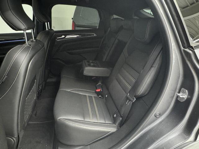 Renault Arkana 1.6 E-Tech hybrid 145 E-Tech engineered | Stoel + stuur verwarming | Navigatie | Schuifdak| Trekhaak | Bose |