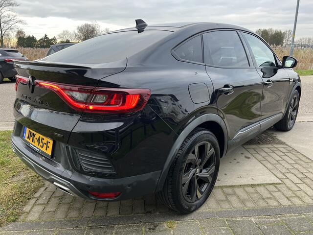 Renault Arkana 1.6 E-Tech hybrid 145 E-Tech engineered / Adaptive Cruise / Elek. stoelen / Stoel+Stuurverw. / Camera /