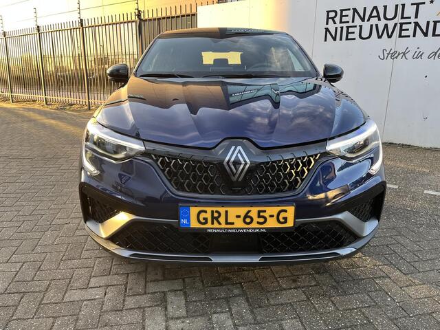 Renault Arkana 1.6 E-Tech full hybrid 145 esprit Alpine / AUTOMAAT / PACK BOSE / PACK CITY PREMIUM / SCHUIF KANTELDAK / CAMERA 360