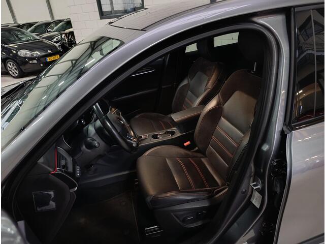 Renault Arkana 1.6 E-Tech Hybrid 145 R.S. Line