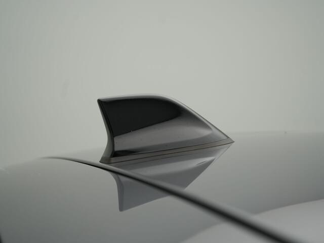 Renault Arkana 1.6 E-Tech Hybrid 145 Intens - RIJKLAARPRIJS - Achteruitrijcamera - Adaptive Cruise Control - Dealeronderhouden