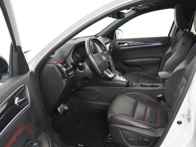 Renault Arkana 1.6 E-Tech Hybrid 145 R.S. Line | Panoramadak | Leder/Alcantara | Trekhaak | Stoelverwarming | Adaptive cruise | Camera | Carplay | Keyless | Park Assist | Full LED | Navigatie