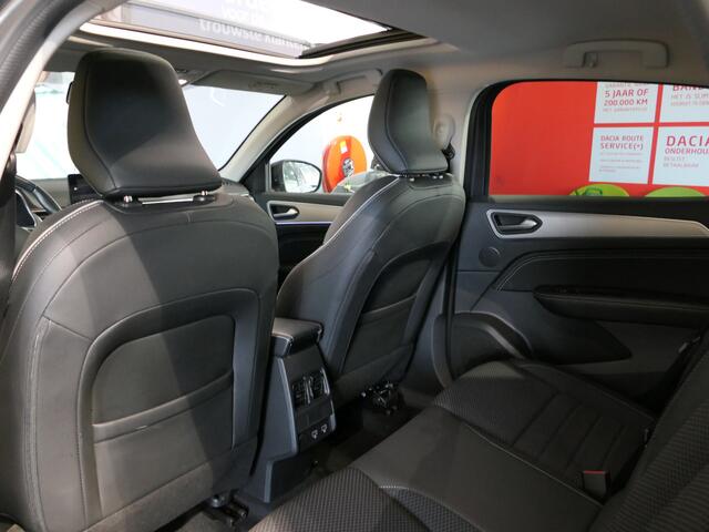 Renault Arkana 1.6 E-Tech Hybrid 145 Intens - Afneembare trekhaak - Sidesteps - Elektrisch schuif/kanteldak - Camera