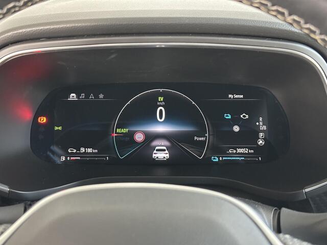 Renault Arkana 1.6 E-Tech hybrid 145 E-Tech engineered STOEL-/STUURVERWARMING | BLIS | ACHTERUITRIJCAMERA | APPLE CARPLAY/ANDROID AUTO | PARKEERSENSOREN RONDOM | NAVIGATIE