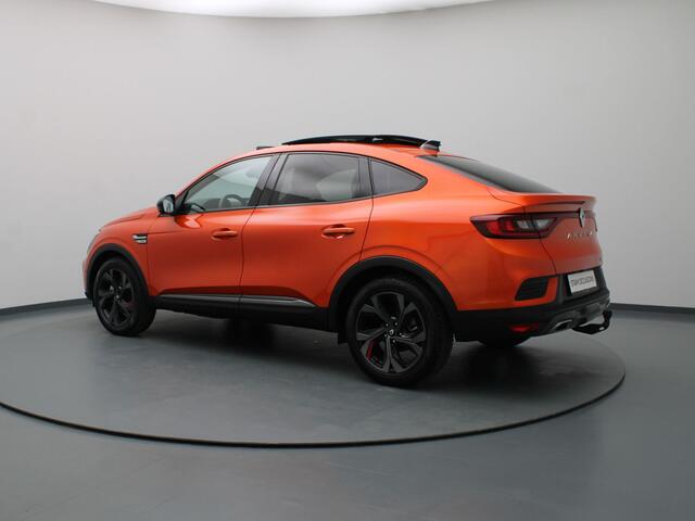 Renault Arkana 1.6 E-Tech Hybrid Zen 145pk 360° Camera | Adapt. Cruise | Stoel-/stuurverw. | Panoramadak | Trekhaak