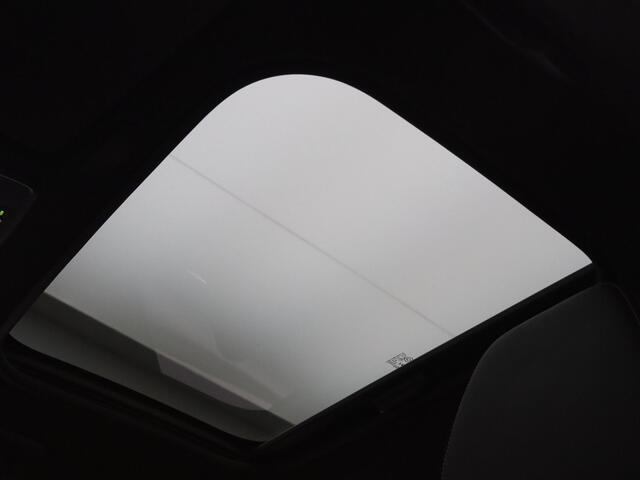 Renault Arkana 1.6 E-Tech Hybrid Zen 145pk 360° Camera | Adapt. Cruise | Stoel-/stuurverw. | Panoramadak | Trekhaak