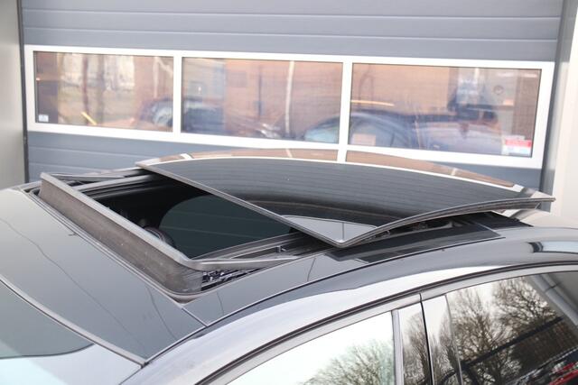 Renault Arkana 1.6 E-Tech Hybrid 145 R.S. Line, Stoel & Stuurverwarmd, Pano, Cruise, Camera