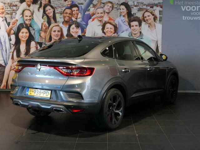 Renault Arkana 1.6 E-Tech Hybrid 145 R.S. Line - DEALER ONDERHOUDEN! - Trekhaak - Bose Audio - Dodehoek - Parkeerassistent