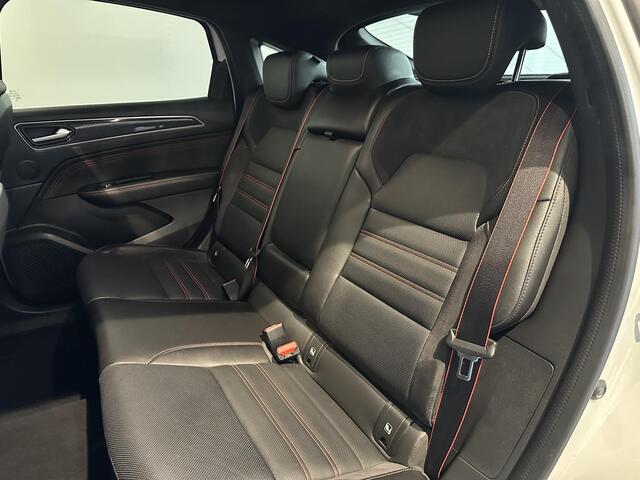 Renault Arkana 1.6 E-Tech Hybrid 145 R.S. Line | Panoramadak | ADAPTIVE CRUISECONTROL | STOEL-/STUURVERWARMING | ALL-SEASON BANDEN