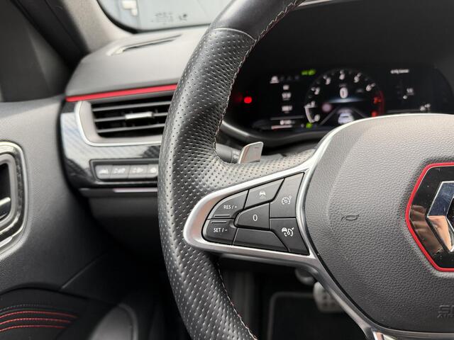 Renault Arkana 1.3 mild hybrid 160 R.S. line / Stoelverwarming / Apple Carplay / Achteruitrijcamera / Bose Geluidsinstallatie / Cruise Control Adaptief / Dode Hoek Detectie / Navigatie