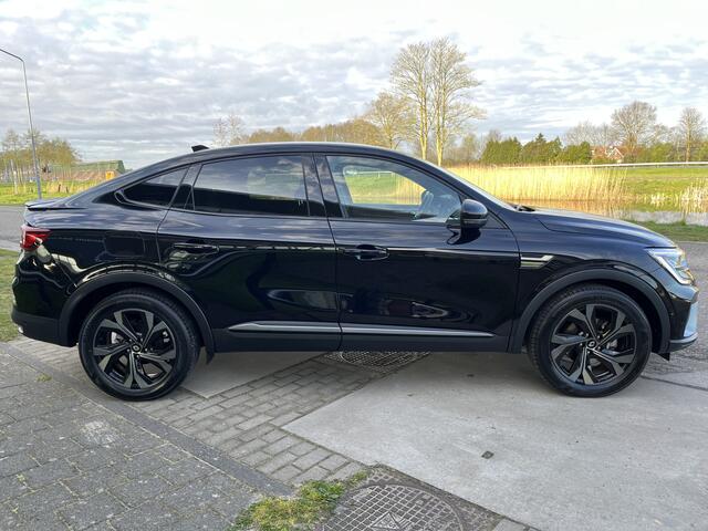Renault Arkana 1.6 E-Tech hybrid 145PK R.S Line / E-Tech engineered / Dealer onderhouden / Adaptive Cruise / Elek. stoelen / Stoel+Stuurverw. / Camera 2e Paasdag open 09.00-17.00 uur