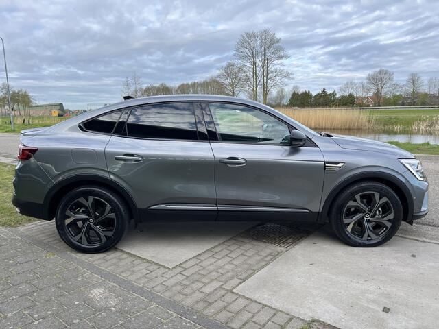 Renault Arkana 1.6 E-Tech hybrid 145PK E-Tech engineered R.S Line / E-Tech engineered / Dealer onderhouden / Adaptive Cruise / Elek. stoelen / Stoel+Stuurverw. / Camera / 2e Paasdag open 09.00-17.00 uur
