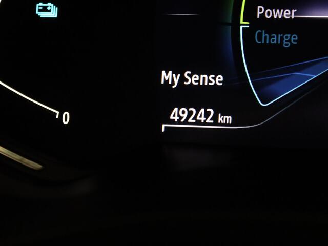 Renault Arkana E-Tech Hybrid R.S. Line 145pk Camera | Adapt. Cruise | Stoel-/stuurverw. | Trekhaak elektrisch uitklapbaar