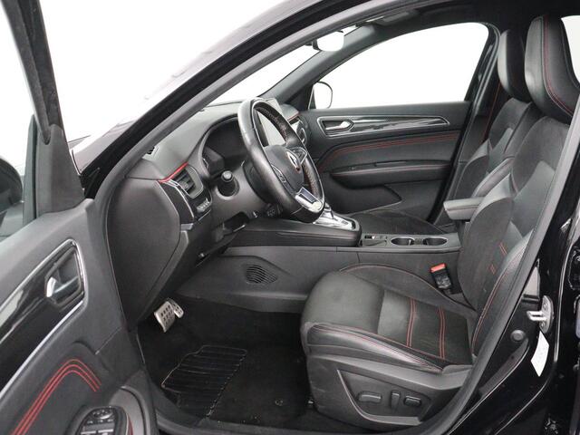 Renault Arkana 1.6 E-Tech Hybrid 145 R.S. Line | Leder/Alcantara | Stoelverwarming | Trekhaak | Adaptive cruise | Camera | Carplay | Keyless | Park Assist | Full LED | Navigatie