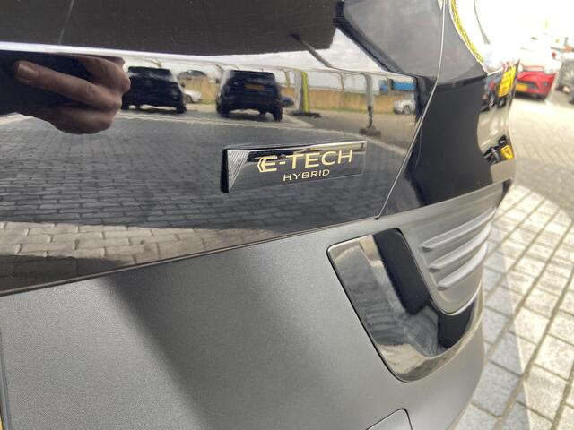 Renault Arkana 1.6 E-Tech hybrid 145 techno / Panoramadak /Pack Solid / Pack Advanced Driving