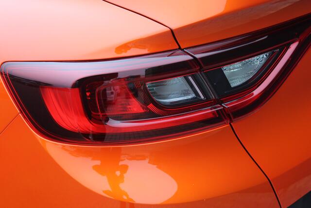 Renault Arkana 1.3 mild hybrid 160 R.S. line | Incl. 12 maanden garantie | Elektrische stoelen | Stoelverwarming | Stuurverwarming | Adaptieve cruise | Parkeersensoren | Parkeercamera | Apple Carplay/Android Auto | Bluetooth
