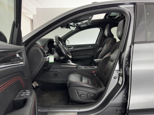 Renault Arkana 1.6 E-Tech Hybrid 145 R.S. Line (INCL-BTW) Aut. *PANO | LEATHER | FULL-LED | BLINDSPOT | CAMERA | HEATED-SPORTSEATS | KEYLESS | AMBIENTLIGHT | DIGI-COCKPIT | PRIVACY-GLASS | NAVI-FULLMAP | ECC | ADAPTIVE-CRUISE | PDC | 18"