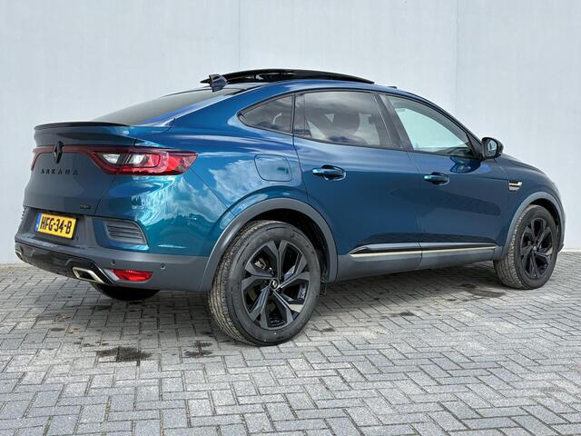 Renault Arkana 1.6 E-Tech hybrid 145 E-Tech engineered / Schuif-/Kantel dak / Stoel-/Stuurverwarming / Elektrische stoelen / Lederen Bekleding / BOSE Audio / Navigatie / Apple Carplay/Android Auto /