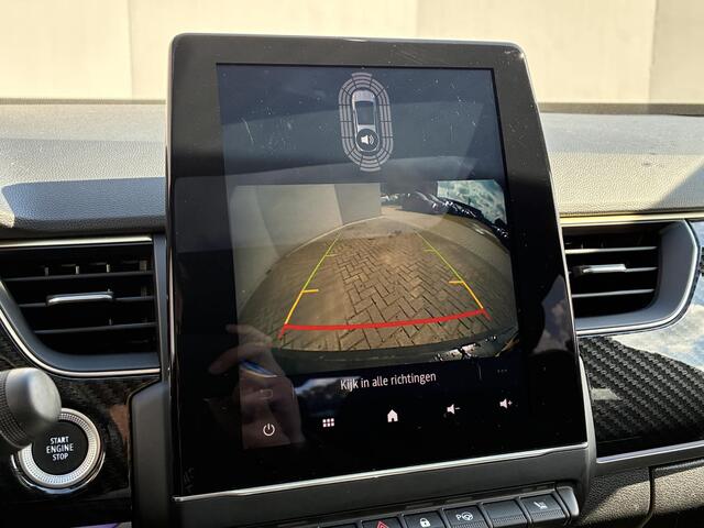 Renault Arkana 1.6 E-Tech hybrid 145 E-Tech engineered / Schuif-/Kantel dak / Stoel-/Stuurverwarming / Elektrische stoelen / Lederen Bekleding / BOSE Audio / Navigatie / Apple Carplay/Android Auto /