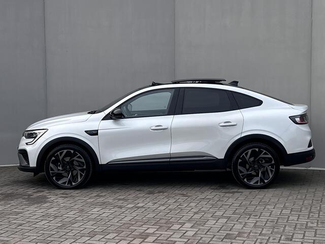 Renault Arkana 1.6 E-Tech full hybrid 145 esprit Alpine / Dealer onderhouden / Elektrische stoelen / Elektrisch glazen schuifdak / Stuur- en stoelverwarming / Camera / 19" LM wielen /