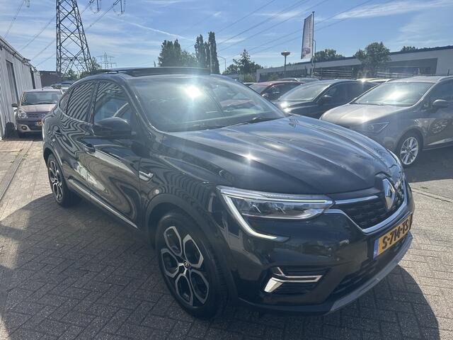 Renault Arkana 1.6 E-Tech hybrid 145 techno panoramadak