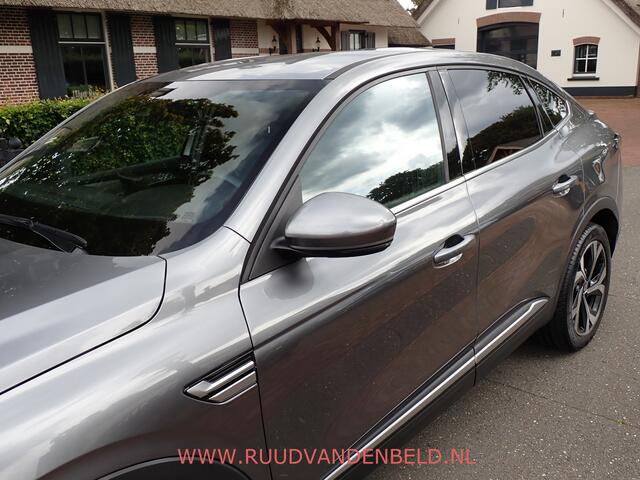 Renault Arkana 1.6 E-Tech full hybrid TECHNO / CRUISE / CARPLAY / CAMERA / NAVI