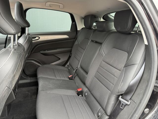 Renault Arkana 1.6 E-Tech Hybrid 145 Intens | AUTOMAAT | WORDT NOG GEPOETST | PANO DAK | STOEL + STUUR VERW. | ADAPTIVE CRUISE | LED | CAMERA | DAB+ | NAVI | CLIMA