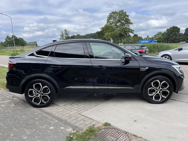 Renault Arkana 1.6 E-Tech Hybrid 145PK Intens / Dealer onderhouden / Camera / Parkeerhulp V+A / Stoelverw. + Stuurverw. /