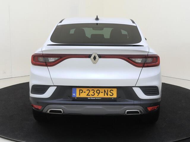 Renault Arkana 1.6 E-Tech Hybrid 145 PK R.S. Line | Apple Carplay/Android | cruise control adaptief | electronic climate control | lederen/microvezel bekleding | LED koplampen | lichtmetalen velgen 19" | navigatiesysteem | rijstrooksensor met correctie | voorstoelen ver