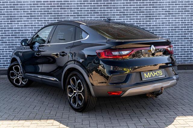 Renault Arkana 1.6 E-Tech Hybrid 145 Intens | Trekhaak | Lederen Bekleding | Stoelverwarming | Elektrisch Verstelbare Voorstoelen | Achteruitrijcamera | Parkeersensoren | LED Koplampen | Keyless Entry | Navigatie Groot Scherm | Apple Carplay | Android Auto