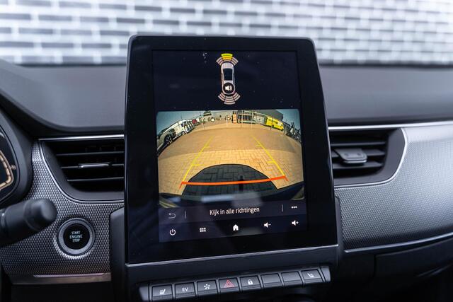 Renault Arkana 1.6 E-Tech Hybrid 145 Intens | Trekhaak | Lederen Bekleding | Stoelverwarming | Elektrisch Verstelbare Voorstoelen | Achteruitrijcamera | Parkeersensoren | LED Koplampen | Keyless Entry | Navigatie Groot Scherm | Apple Carplay | Android Auto