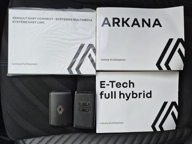 Renault Arkana 1.6 E-Tech full hybrid 145 esprit Alpine / Dealer onderhouden / Schuifdak / Trekhaak Vast / Stuur- & Stoelverwarming / Adaptief cruise control / Rondomzicht camera / Draadloze telefoon lader / Keyless Entry/Start / Apple Carplay Android Auto /
