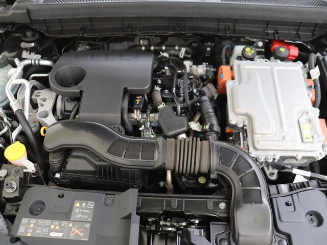 Renault Arkana 1.6 E-Tech Intens 145PK | Navigatie | Apple & Android Carplay | Climate Control | Adaptieve Cruise Control | Parkeersensoren Voor en Achter | Privacy Glass | Keyless Entry | Licht & Regensensor |