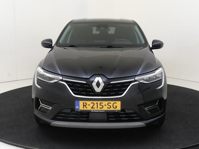 Renault Arkana 1.6 E-Tech Intens 145PK | Navigatie | Apple & Android Carplay | Climate Control | Adaptieve Cruise Control | Parkeersensoren Voor en Achter | Privacy Glass | Keyless Entry | Licht & Regensensor |