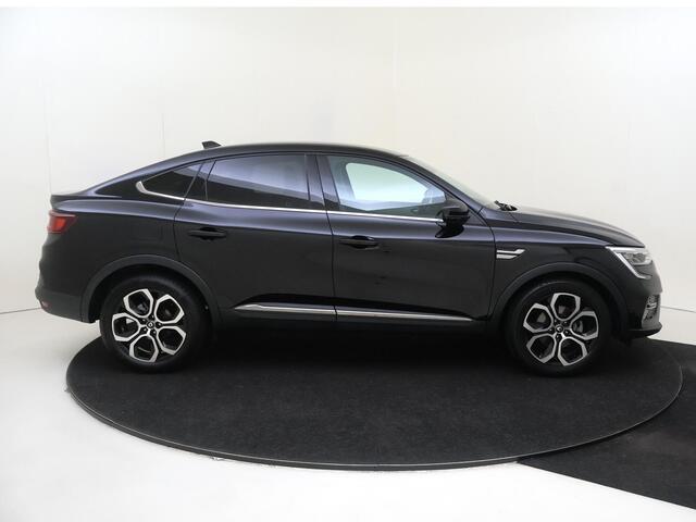 Renault Arkana 1.6 E-Tech Intens 145PK | Navigatie | Apple & Android Carplay | Climate Control | Adaptieve Cruise Control | Parkeersensoren Voor en Achter | Privacy Glass | Keyless Entry | Licht & Regensensor |