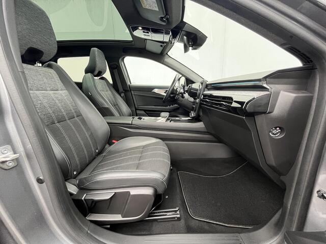 Renault Austral E-Tech Full Hybrid 200 Techno Automaat / 3 jaar Fabrieksgarantie vanaf Nieuw / Trekgewicht 1.500 kg / Panorama dak / 360° Camera / Apple Carplay & Android Auto / Keyless Entry & Start / Cruise- en Climate Control / Parkeersensoren voor en achter