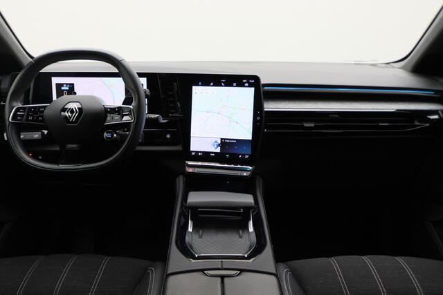 Renault Austral 1.2 E-Tech full hybrid 200 techno Automaat LED, Camera, Apple Carplay, Dodehoeksensor, Sfeerverlichting, Keyless, 19"