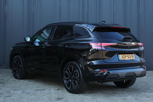 Renault Austral 1.2 E-Tech full hybrid 200Pk iconic esprit Alpine | Google Navigatie | Apple & Android Carplay | Parkeersensoren Voor & Achter | Achteruitrijcamera | Adaptieve Cruise Control | Panoramadak | Harman Kardon Geluidsysteem |