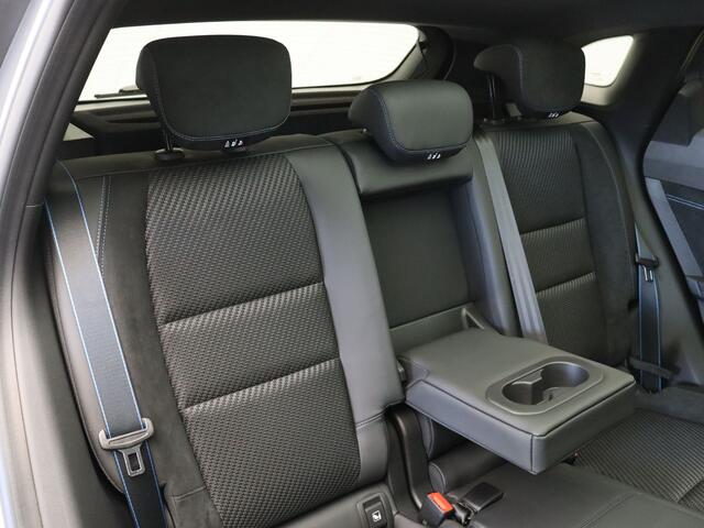 Renault Austral Iconic esprit Alpine Hybrid 200 | Achteruitrijcamera | Adaptive Cruise Control | Blind Spot Warning