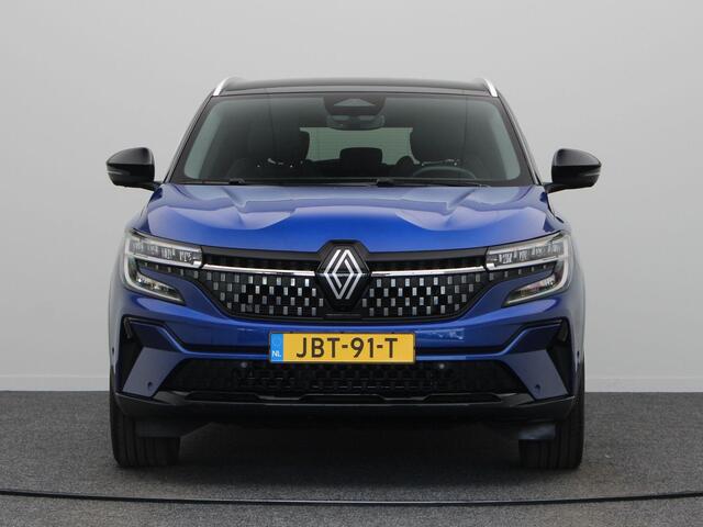 Renault Austral E-Tech full hybrid 200pk Iconic | Massage Stoelen | Verwarmd Voorruit | Stoel- en Stuurverwarming | Achteruitrijcamera |